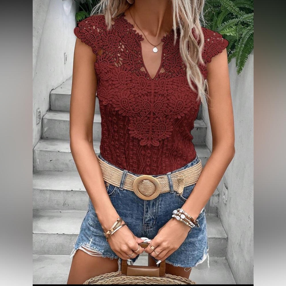 Elegant Lace Burgundy Top